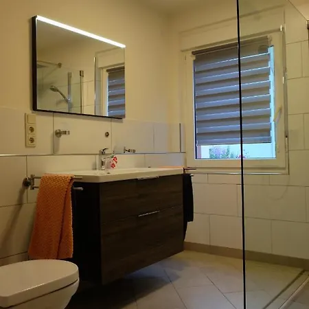 Weingut Und Vinothek Regnery 클라세라스