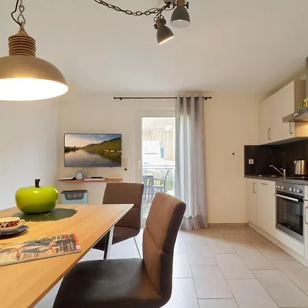 Weingut Und Vinothek Regnery * 클라세라스