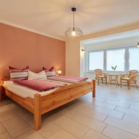 Weingut Und Vinothek Regnery * 클라세라스