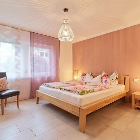 Weingut Und Vinothek Regnery Apartment