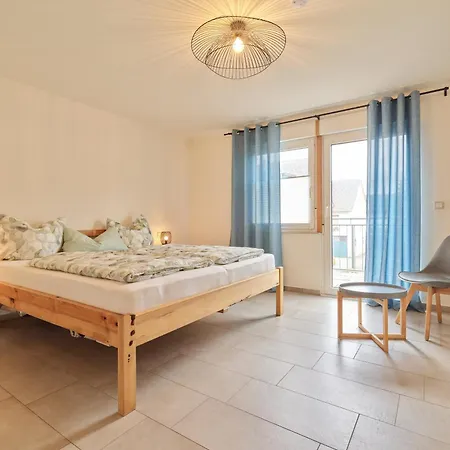 Weingut Und Vinothek Regnery 아파트 클라세라스